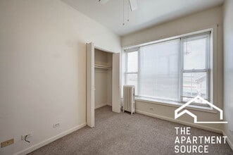 3957 W Irving Park Rd in Chicago, IL - Building Photo - Building Photo