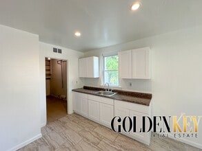 17310 Fenton St in Detroit, MI - Building Photo - Building Photo