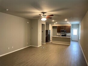 25436 Northpark Lake Dr in Porter, TX - Building Photo - Building Photo
