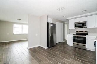 5537 Quist Dr in Port Richey, FL - Building Photo - Building Photo