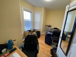 183 River St, Unit 3 in Cambridge, MA - Foto de edificio - Building Photo