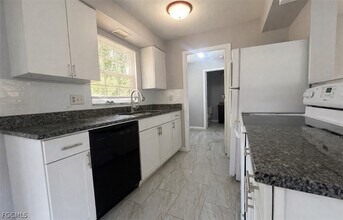 424 Cactus Cir in Lehigh Acres, FL - Building Photo - Building Photo