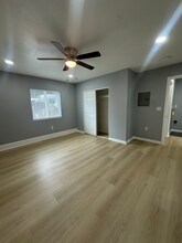 14719 S. Berendo Ave in Gardena, CA - Foto de edificio - Interior Photo