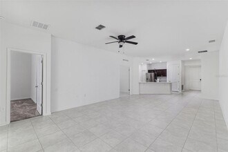 1121 Deepwater Cir in Eagle Lake, FL - Building Photo - Building Photo