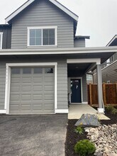 61552 SE Lucia St in Bend, OR - Building Photo - Building Photo