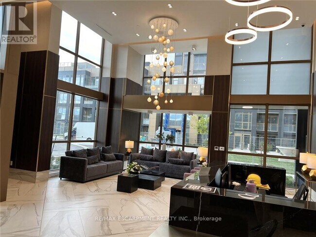 2343 Khalsa Gate in Oakville, ON - Building Photo - Building Photo