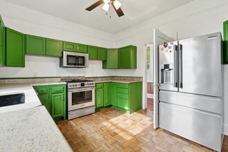 1617 Duels St in New Orleans, LA - Building Photo - Building Photo