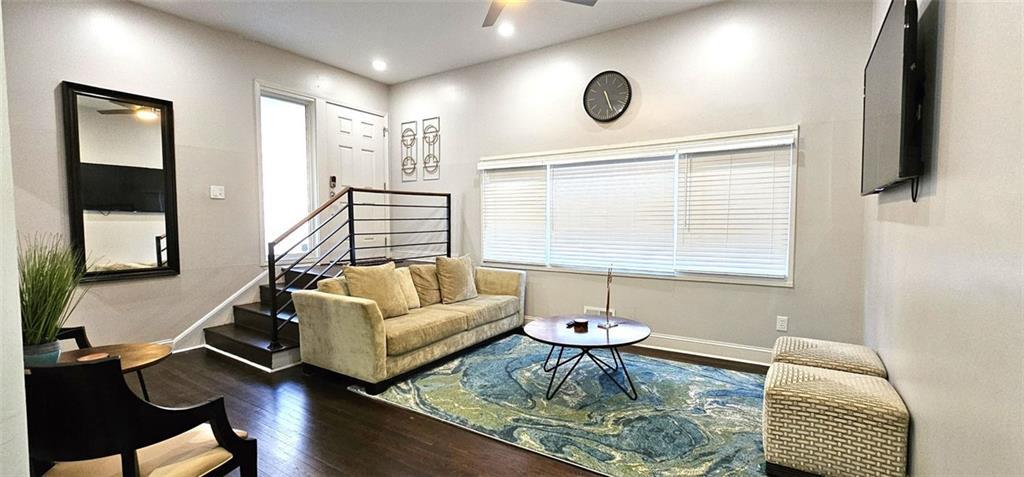 2511 Susan Ln SW in Atlanta, GA - Building Photo