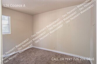 526 Cooper St in San Antonio, TX - Building Photo - Building Photo