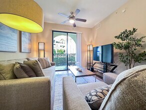 4504 W Spruce St in Tampa, FL - Building Photo - Building Photo