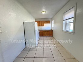 1337 Winnifred St in Orlando, FL - Building Photo - Building Photo