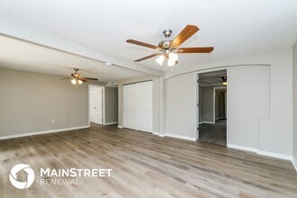 7113 63rd St N in Pinellas Park, FL - Building Photo - Building Photo