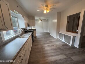 479 Line Rd in Matawan, NJ - Building Photo - Building Photo