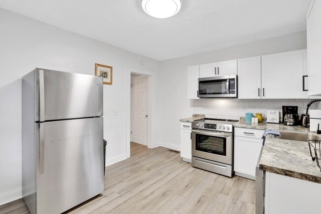 property at 609 Fairwood Ave
