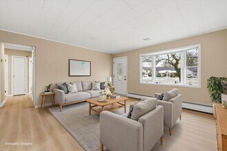 52 Markham Rd in Edison, NJ - Building Photo - Building Photo