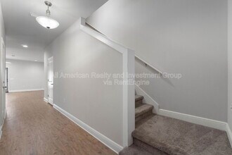 8827 Little Cormorant Ln in Navarre, FL - Foto de edificio - Building Photo