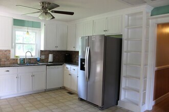 4723 River Rd in Wilson, NC - Building Photo - Building Photo