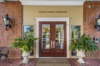 5400 Park Ave in Memphis, TN - Building Photo - Building Photo