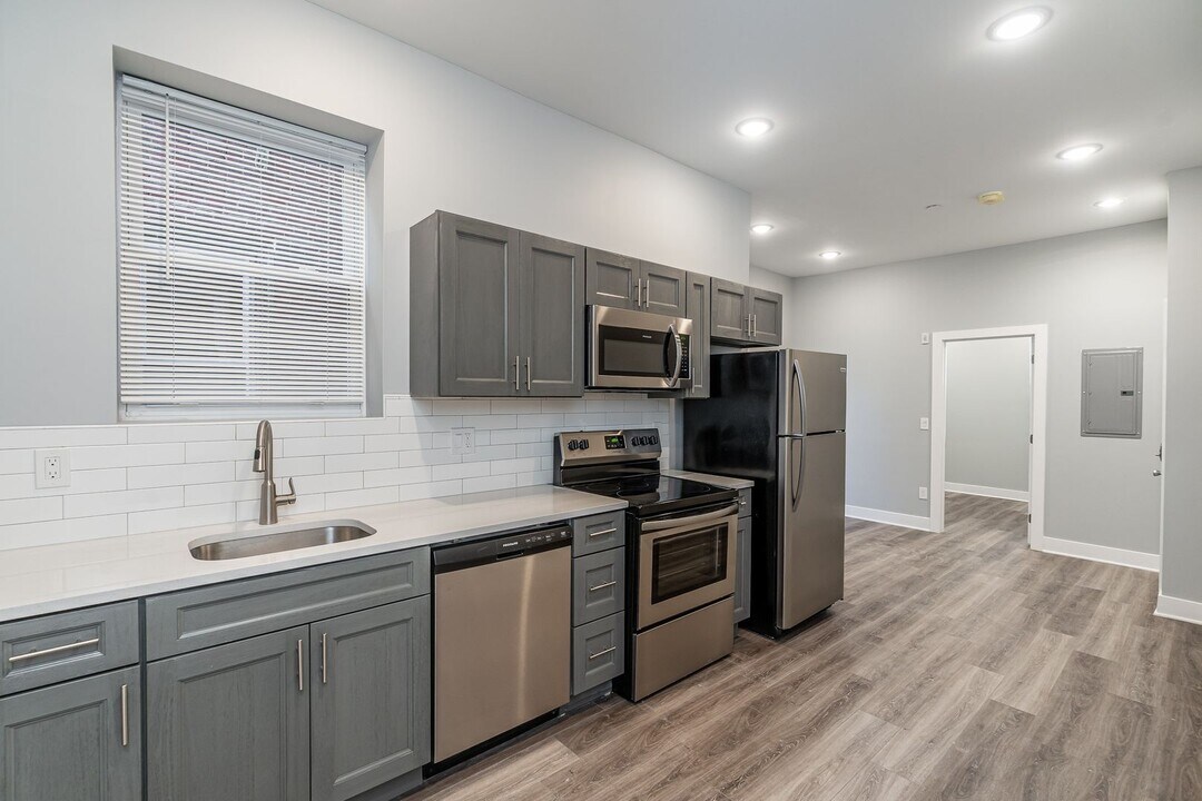 846 N 41st St in Philadelphia, PA - Building Photo