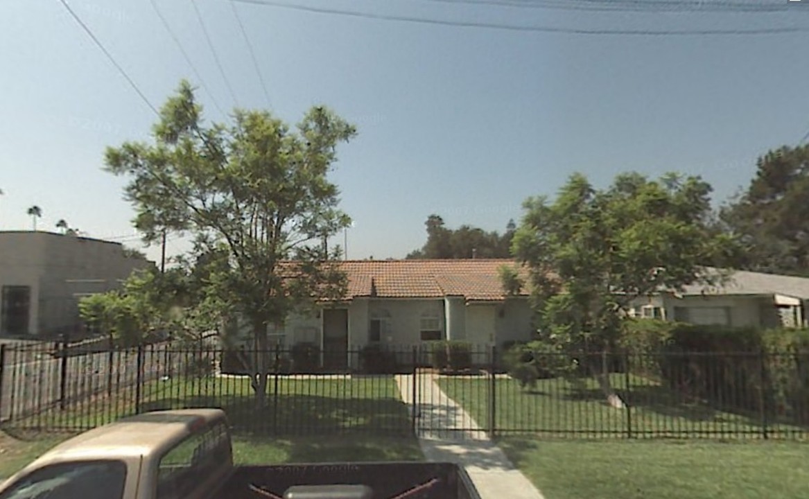 620 W Altadena Dr in Altadena, CA - Building Photo