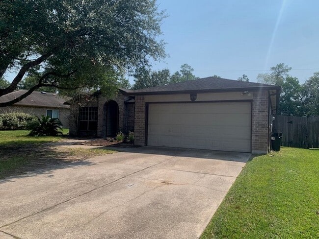property at 2710 Fox Pitt Rd