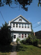 87 Summer St, Unit 2 in Somerville, MA - Foto de edificio - Building Photo