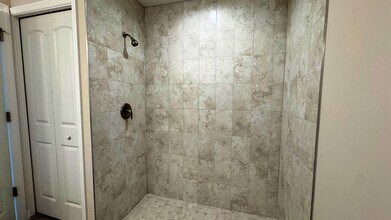 2322 NW 30th Terrace in Cape Coral, FL - Building Photo - Building Photo