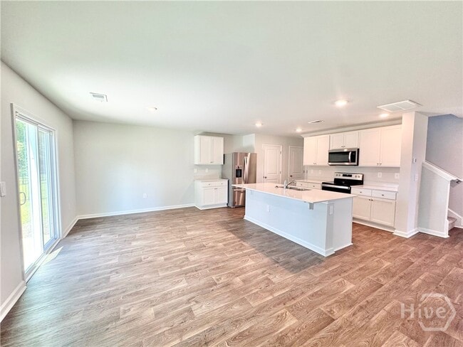 106 Windcrest Dr