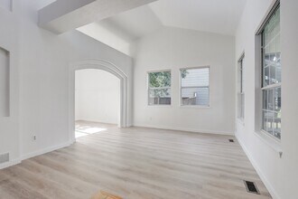 1460 Foxtail Dr in Broomfield, CO - Building Photo - Building Photo