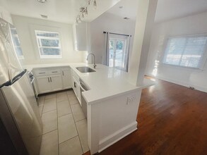 6002 Carlton Way in Los Angeles, CA - Building Photo - Building Photo