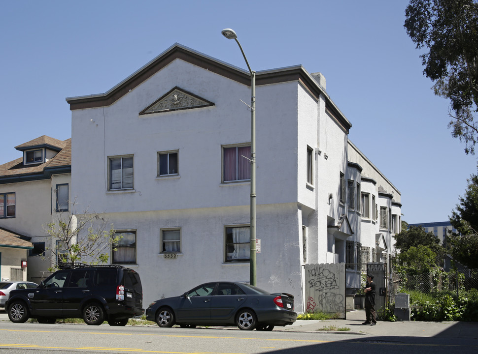 3532 Telegraph Ave in Oakland, CA - Building Photo