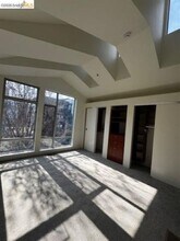 42 Iron Horse Ln in Walnut Creek, CA - Foto de edificio - Building Photo