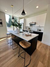 20118 61st Pl W in Lynnwood, WA - Building Photo - Building Photo
