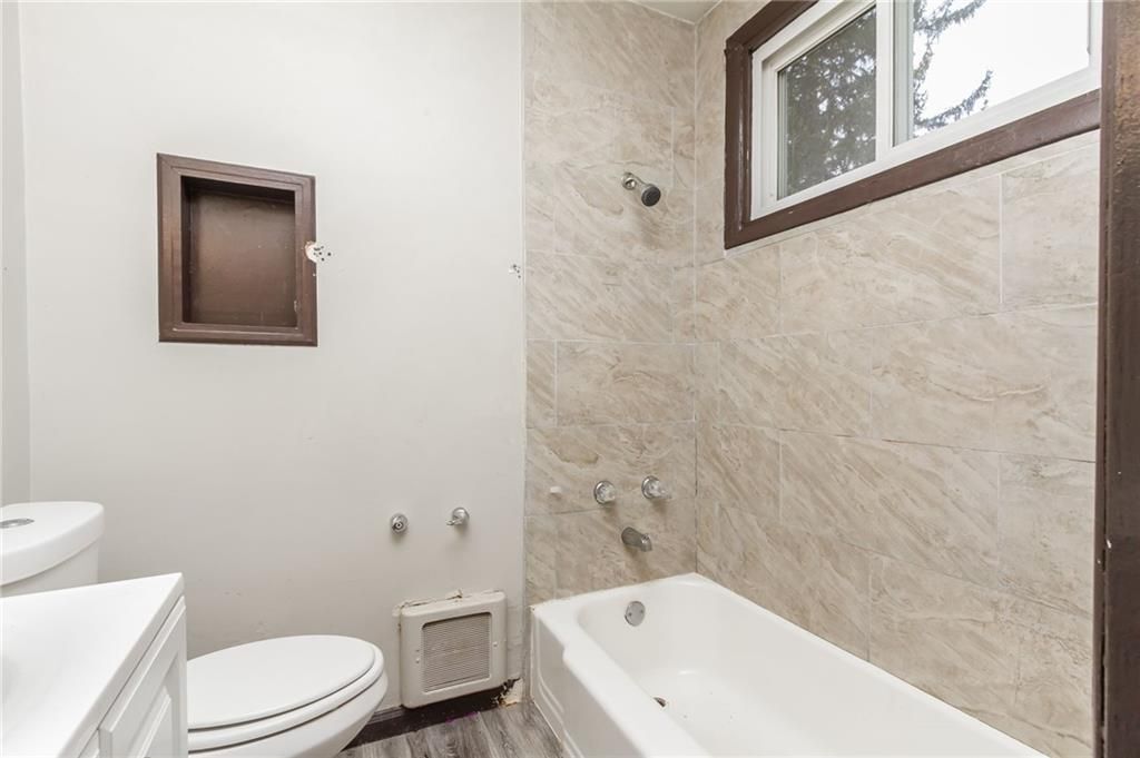 316 Lake View Park in Rochester, NY - Building Photo