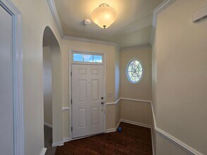 912 Garden Square Ln in Morrisville, NC - Building Photo - Building Photo