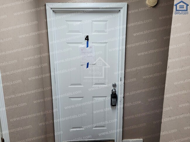 620 Allie Ln, Unit 4 in Monterey, TN - Building Photo - Building Photo