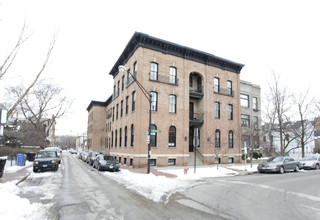 334-344 W Menomonee St in Chicago, IL - Building Photo - Building Photo