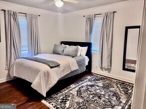 2005 Clairmont Terrace NE in Atlanta, GA - Building Photo - Building Photo