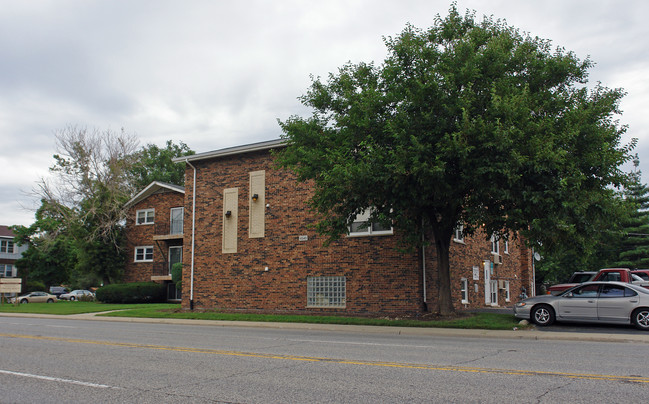 4545 S Prescott Ave in Lyons, IL - Foto de edificio - Building Photo