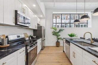 The Lofts at Narberth Station in Narberth, PA - Foto de edificio - Building Photo