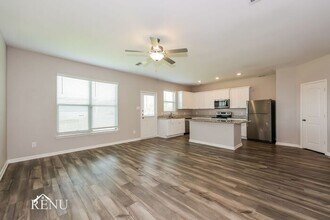 1931 Hialeah Dr in Seagoville, TX - Building Photo - Building Photo