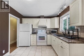 185 Burlington St in London, ON - Building Photo - Building Photo
