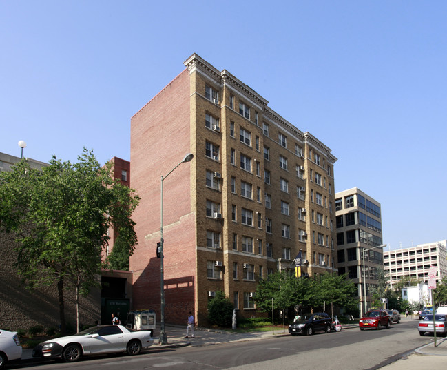 Lafayette Hall in Washington, DC - Building Photo - Building Photo