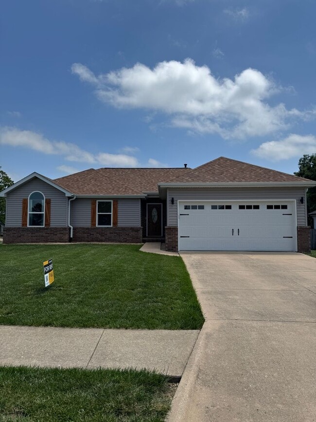 property at 1150 S Mahogany Rd