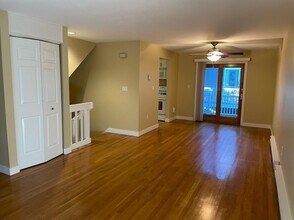 135 Bolton St, Unit SF in Boston, MA - Building Photo - Building Photo
