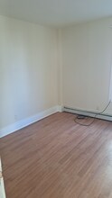 168 Lloyd St-Unit -2rd floor in New Haven, CT - Building Photo - Building Photo