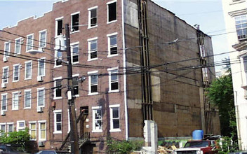 224 Madison St in Hoboken, NJ - Foto de edificio - Building Photo