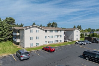 Adams Square in Spokane, WA - Foto de edificio - Building Photo