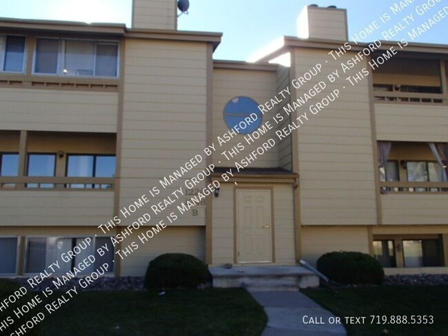 property at 1238 Firefly Cir