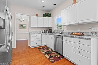 304 Fairbrook Cir in Marietta, GA - Building Photo - Building Photo